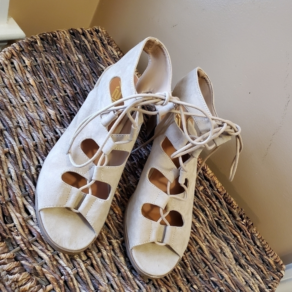 X2B tan suede heeled sandals - 8.5